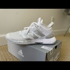 Adidas Adizero Ubersonic 4 Women’s Size 6.5